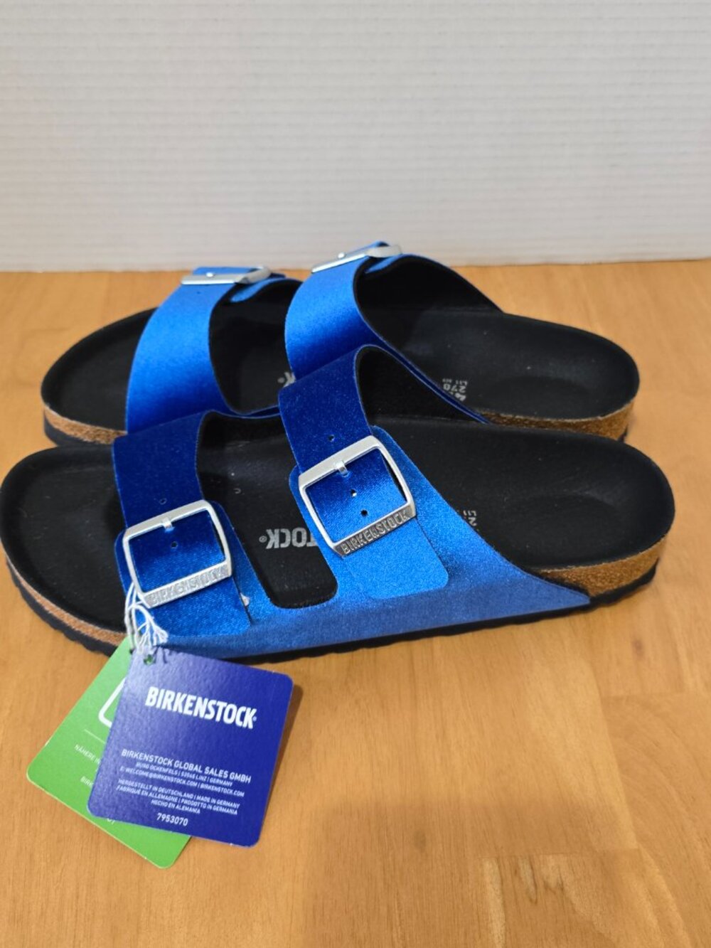 Birkenstock Women's Brilliant Blue Velvet Arizona Rivet Logo Sandals Size 42 NWT - Picture 5 of 9